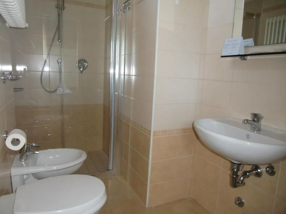 Hotel Desire' 3*, Riccione